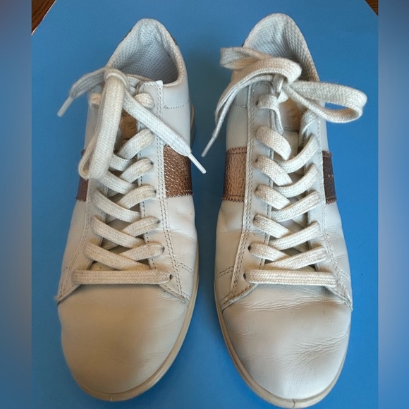 Ecco Shoes - Ecco Street Lite Retro Women's Lace Up Leather Sneakers White, Bronze & Silver